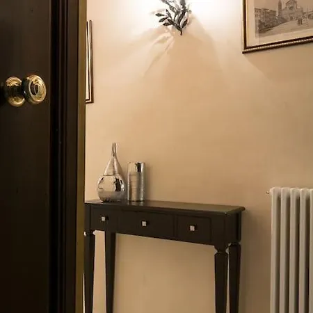 Apartment Romana