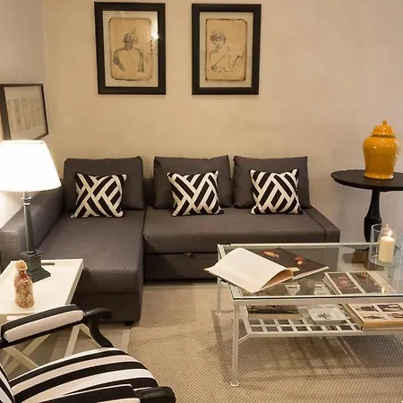 Romana Apartment