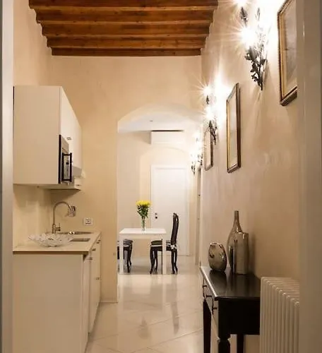 Oltrarno - Tuscan Stone شقة *